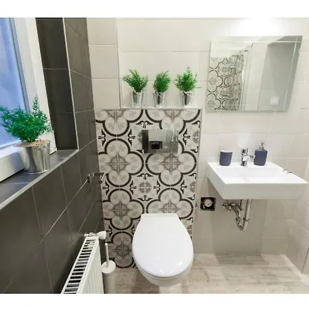 Parkside 2 Bedroom דירה